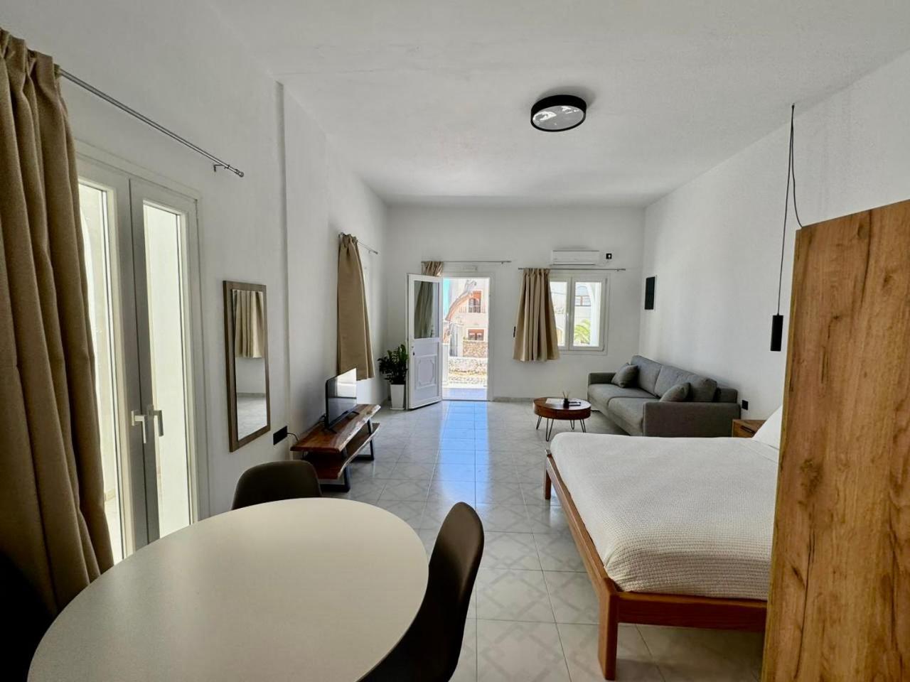 Gervi Suites Fira  Dış mekan fotoğraf