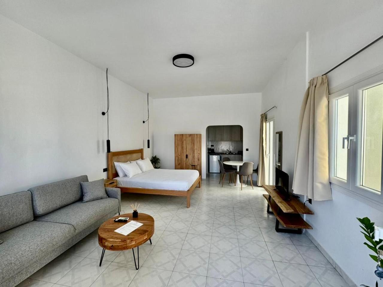 Gervi Suites Fira  Dış mekan fotoğraf