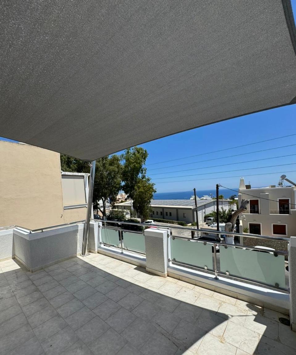 Gervi Suites Fira  Dış mekan fotoğraf