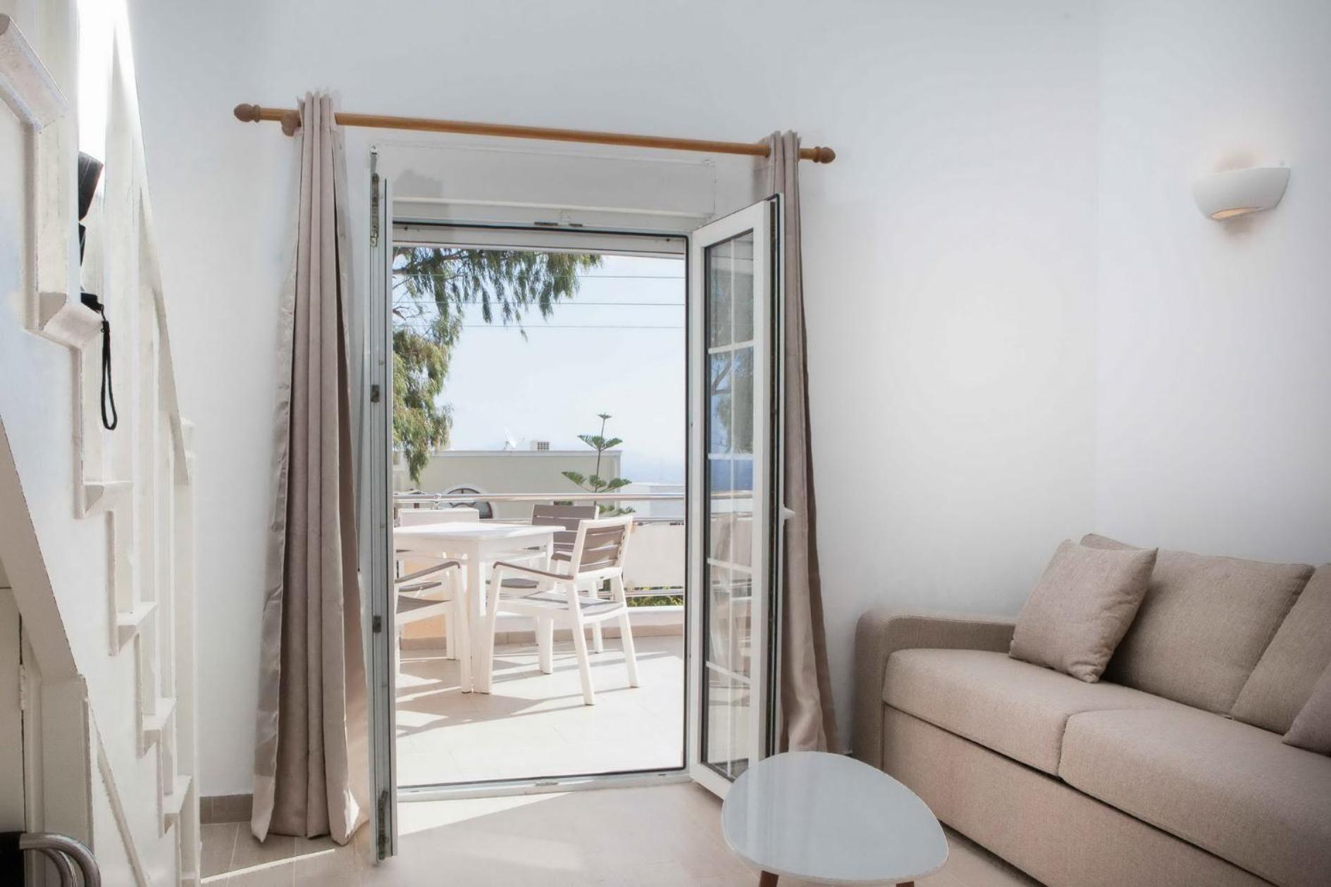 Gervi Suites Fira  Dış mekan fotoğraf