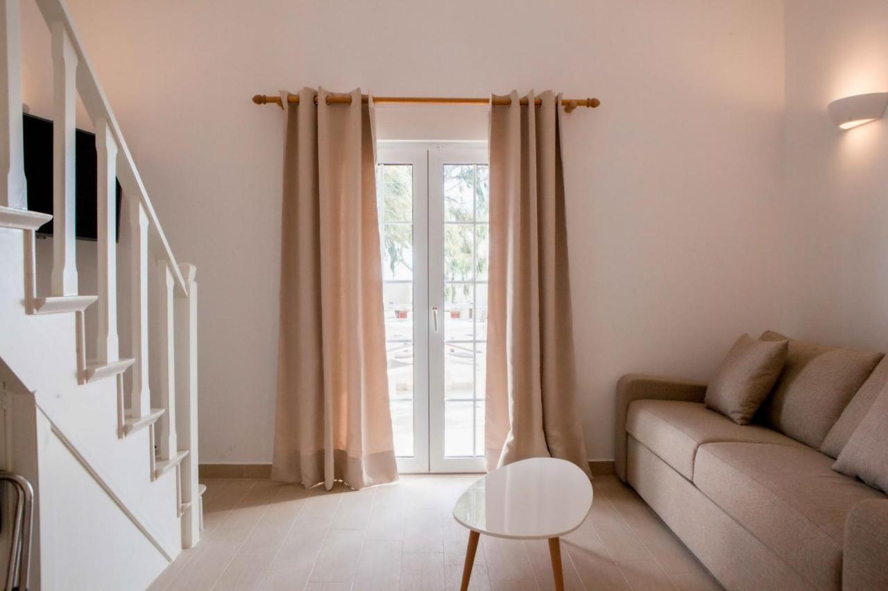 Gervi Suites Fira  Dış mekan fotoğraf