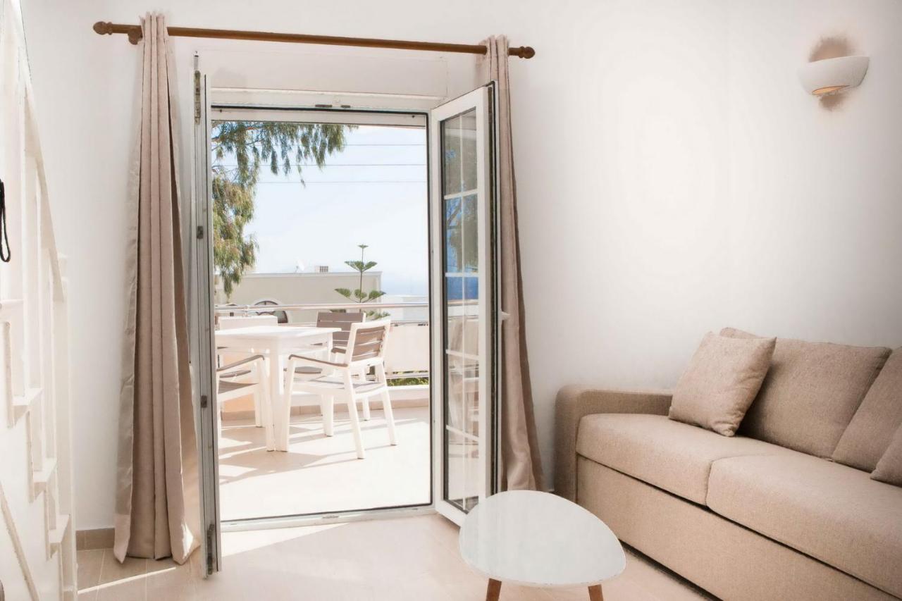 Gervi Suites Fira  Dış mekan fotoğraf
